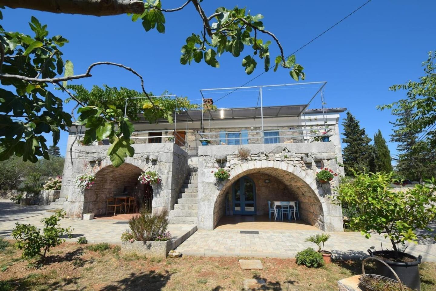 Apartments Insula Insule - Rustic & Peaceful Skrbčići Eksteriør billede